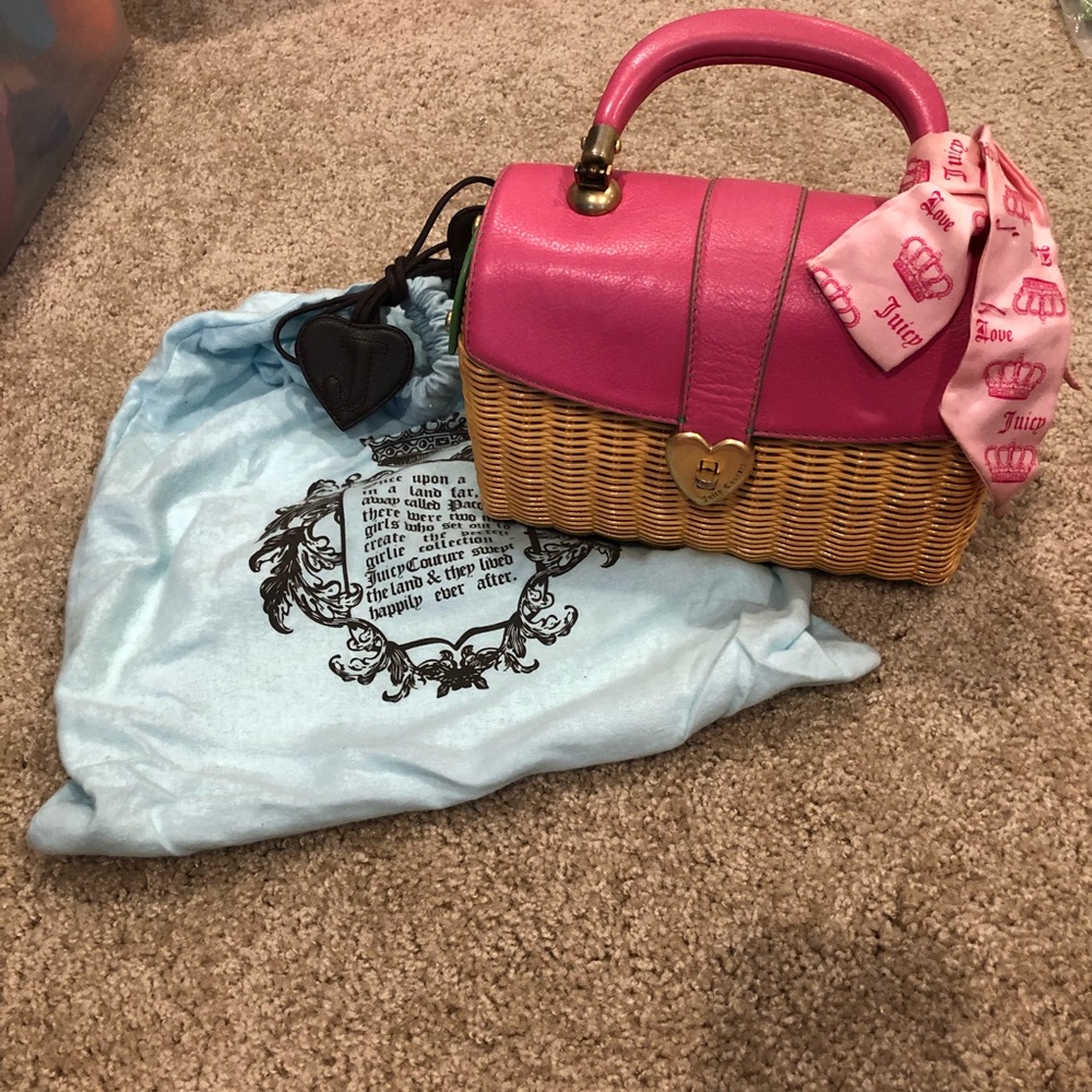 Juicy Couture :: Vintage straw bag
